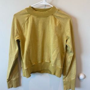 Lululemon cropped pullover sweatshirt